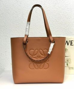 Design Bag Loewe Women Small Classic Calfskin-Brown