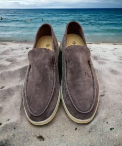 Design "WILDER" Men's Suede Venetian Slip-On Loafers 9 D Caper