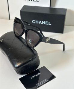 Design CHANEL | Heart Street Style Round Sunglasses