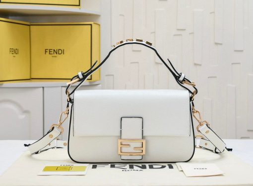Design FENDI Ice-white crocodile leather bag